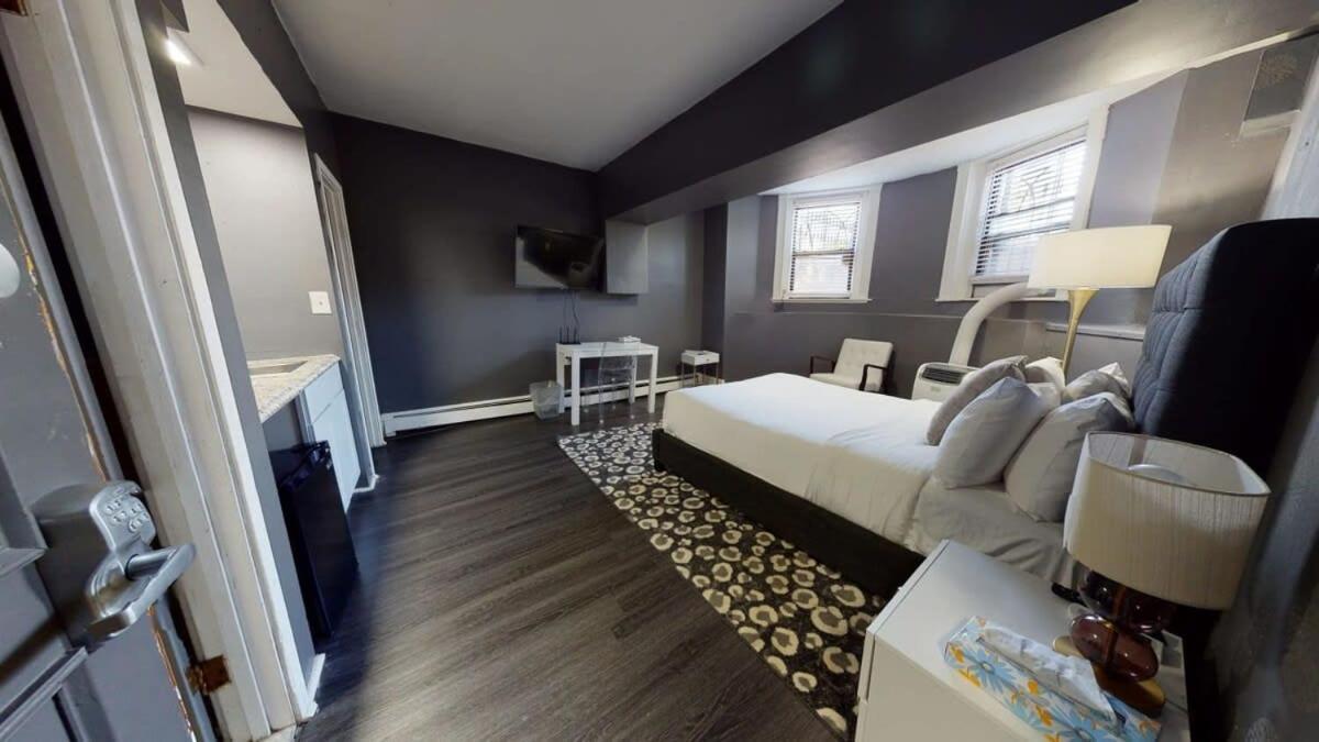 Lower Level Studios In Hip Bay Village Boston Zewnętrze zdjęcie